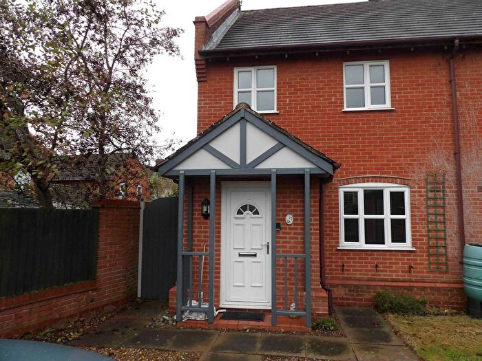 3 Bedroom Semi-Detached House To Rent In Copeland Road, Leicester, LE4