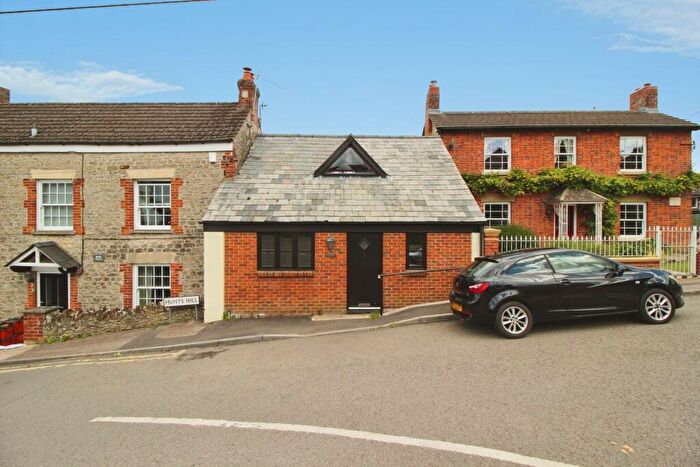 1 Bedroom Cottage To Rent In Hunts Hill, Blunsdon, SN26