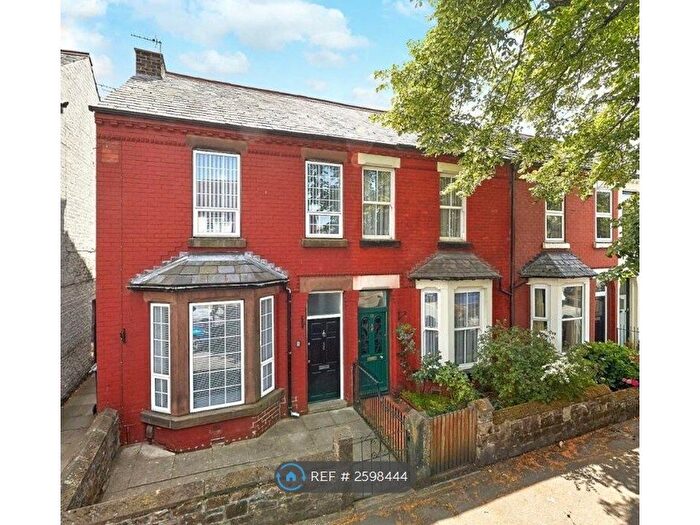 2 Bedroom End Of Terrace House To Rent In Rose Lane, Liverpool, L18