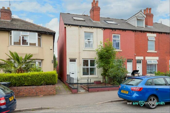 3 Bedroom End Of Terrace House For Sale In St Lawrence Road, Tinsley, - No Chain Involved, S9