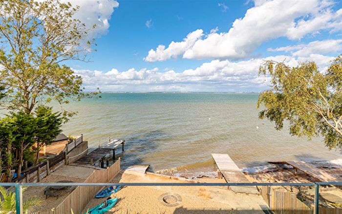 4 Bedroom Detached House To Rent In The House On The Beach, Woodside, Wootton, PO33