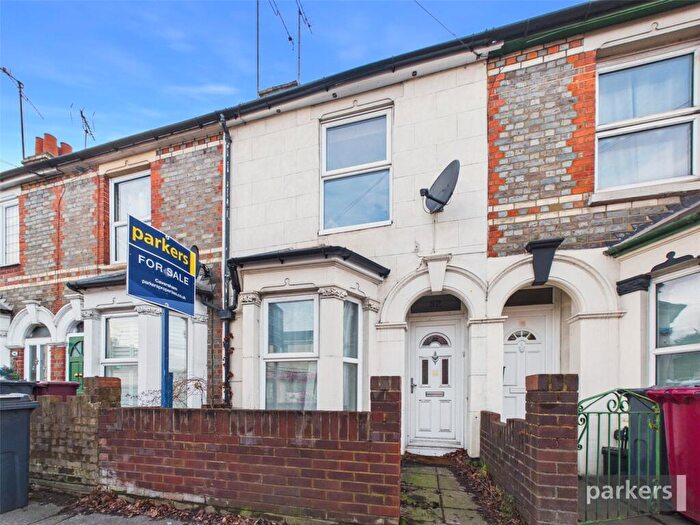 3 Bedroom Terraced House For Sale In George Street, Caversham, Reading, Berkshire, RG4