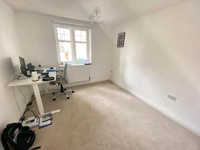 2 Bedroom Apartment To Rent In Albert Road, Stoke, Plymouth, PL2