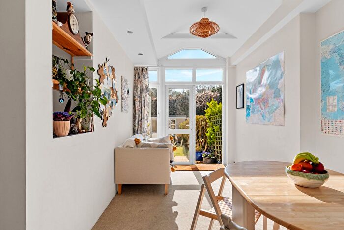 2 Bedroom Terraced House For Sale In Chipstead Valley Road, Coulsdon, CR5