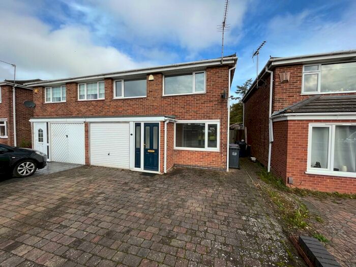 3 Bedroom Semi-Detached House To Rent In Jordan Avenue, Burton-On-Trent, DE13