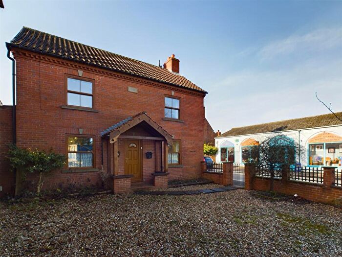 3 Bedroom Detached House For Sale In South Street, Horncastle, LN9