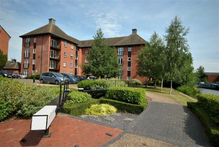 2 Bedroom Apartment To Rent In The Wharf, Leighton Buzzard, LU7