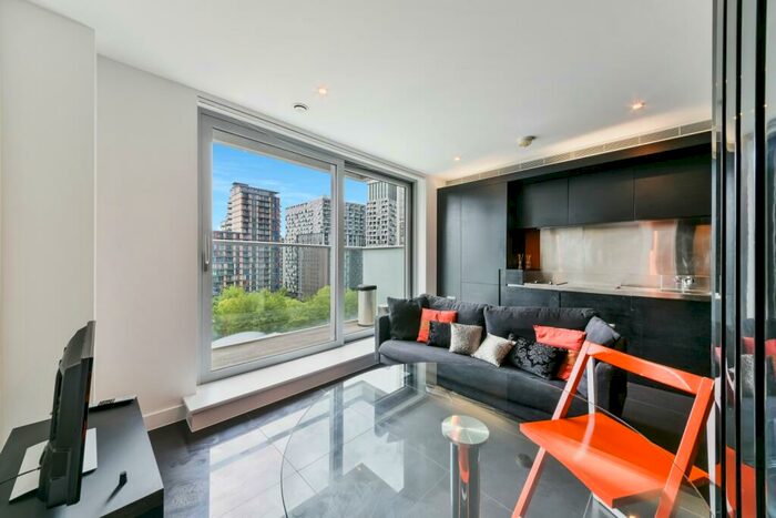 Studio To Rent In East Tower, Pan Peninsula, Canary Wharf, E14