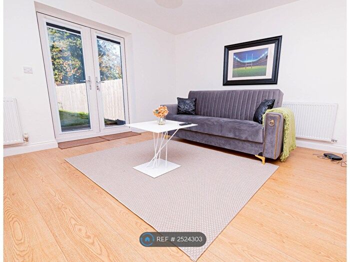 3 Bedroom Terraced House To Rent In Ivy Close, Bilton, Rugby, CV22