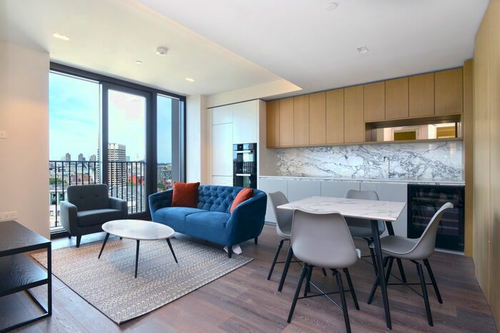 1 Bedroom Flat To Rent In Casson Square, Waterloo, London, SE1