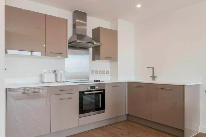 2 Bedroom Flat For Sale In Sheepcote St, Birmingham City Centre, B1
