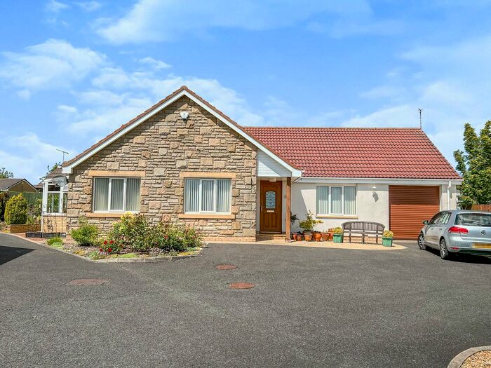 3 Bedroom Bungalow For Sale In Greensfield Close, Warkworth, Morpeth, NE65