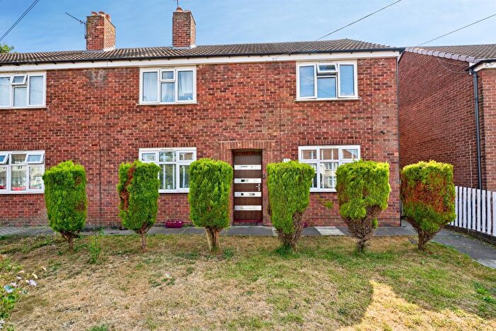 2 Bedroom Maisonette For Sale In Sedgley Road East, Tipton, DY4