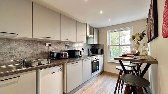 1 Bedroom Studio To Rent In Battersea High Street, London, SW11