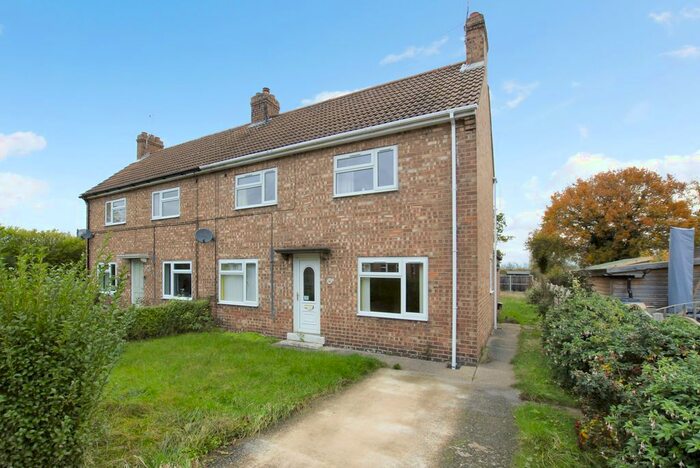 3 Bedroom Semi-Detached House For Sale In Church Close, Laxton, Nr Howden, DN14
