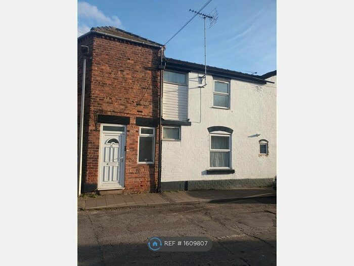 2 Bedroom Flat To Rent In Cecil Street, Chester, CH3