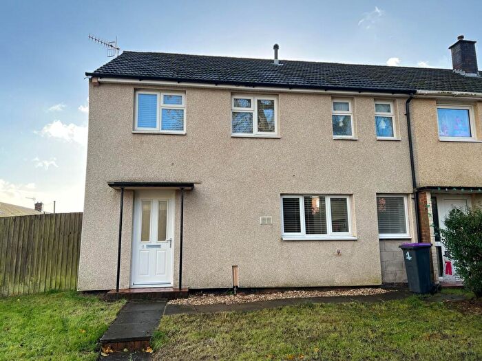 3 Bedroom End Of Terrace House To Rent In Maendy Place, Pontnewydd, NP44