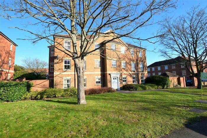 2 Bedroom Apartment To Rent In Kenley House, Sycamore Rise, Bracknell, Berkshire, RG12