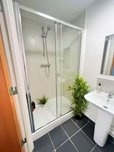 1 Bedroom Flat To Rent In Tudor Rd, Leicester, LE3