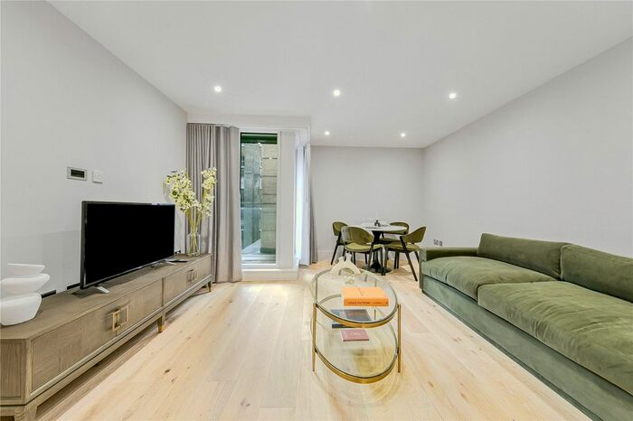 1 Bedroom Flat To Rent In Baker Street, Marylebone, London, NW1