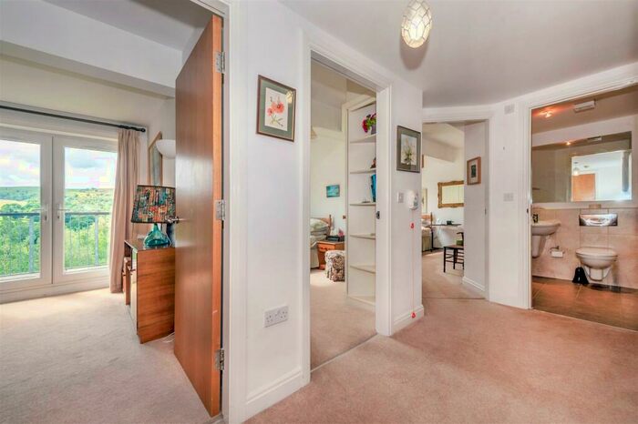 2 Bedroom Retirement Property For Sale In Retirement Aparment, Townhead Road, Dore, Sheffield, S17