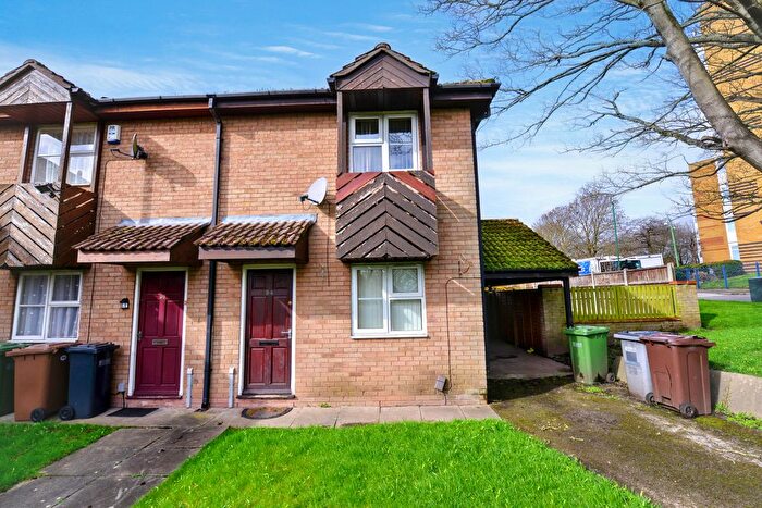 2 Bedroom Detached House For Sale In Kingshurst Way, Kingshurst, Birmingham, B37