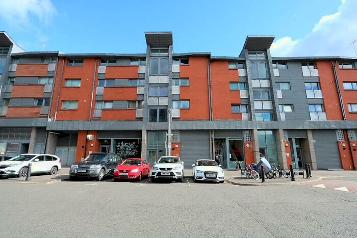 3 Bedroom Flat To Rent In Keith Street, Glasgow, G11