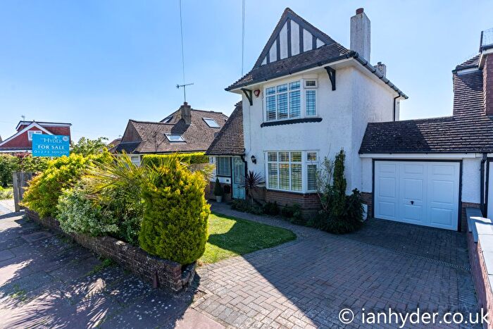 3 Bedroom Link Detached House For Sale In Midway Road, Woodingdean, Brighton, BN2