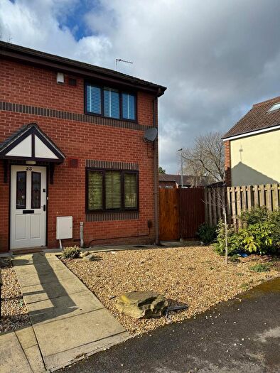 2 Bedroom End Of Terrace House To Rent In Kerris Close, Manchester, M22