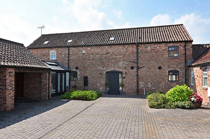 4 Bedroom Link Detached House For Sale In The Barn, Gowlands Farm, Green Hammerton, York, YO26