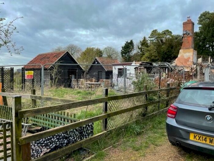 Plot For Sale In Water End, MK44