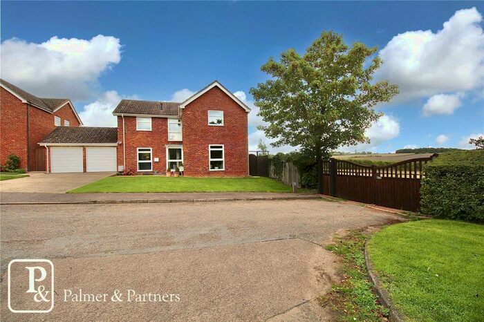 4 Bedroom Detached House For Sale In Armstrong Close, Hundon, Sudbury, Suffolk, CO10