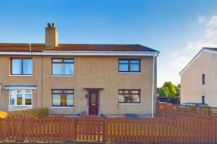 2 Bedroom Flat For Sale In Braedale Crescent, Newmains, ML2