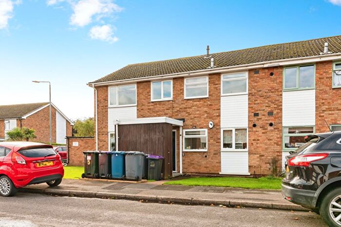 2 Bedroom Flat For Sale In Moore Close, West Bridgford, Nottinghamshire, NG2