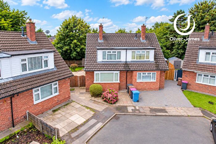 3 Bedroom Semi-Detached House For Sale In Somerset Close, Cadishead, M44