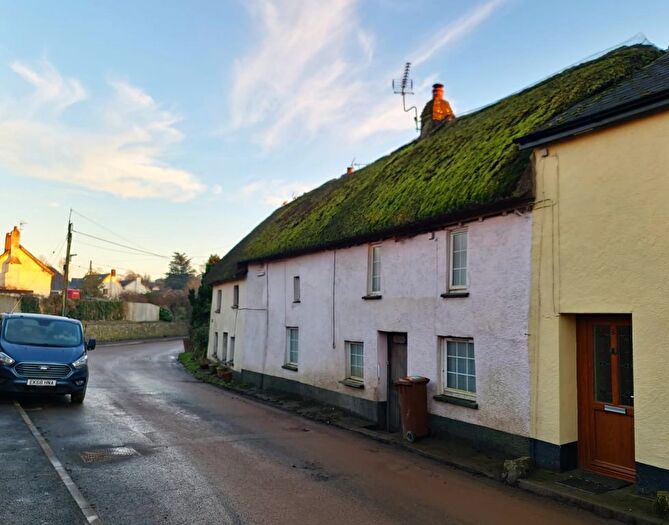 3 Bedroom Terraced House For Sale In Chulmleigh Road, Morchard Bishop, EX17