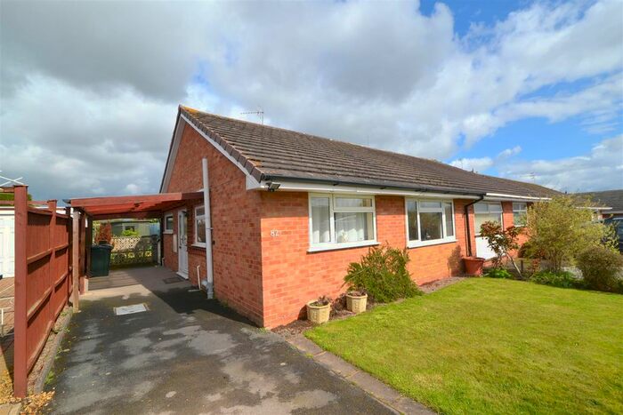 2 Bedroom Semi-Detached Bungalow For Sale In The Beeches, Ryall, Upton On Severn, WR8