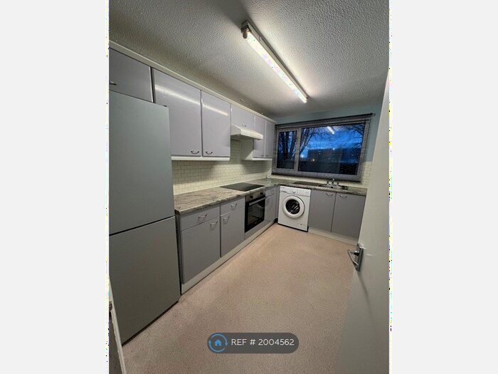 2 Bedroom Flat To Rent In Chester Street, Reading, RG30