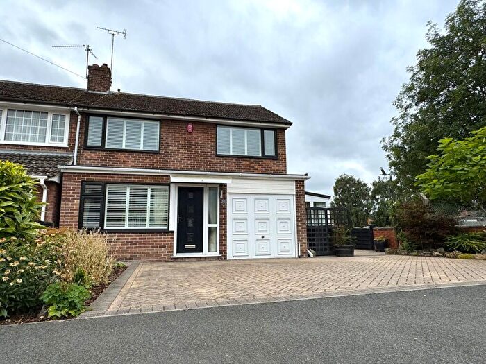 3 Bedroom Semi-Detached House For Sale In Hoon Road, Hatton, Derby, DE65