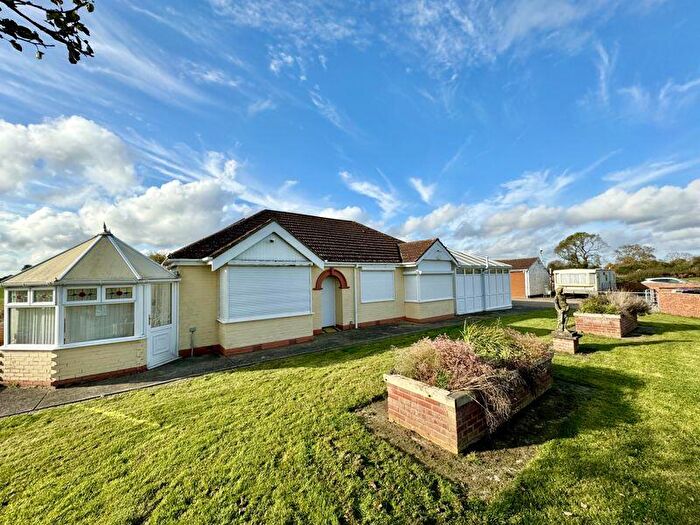 4 Bedroom Detached Bungalow For Sale In Occupation Lane, Mumby, Alford, LN13