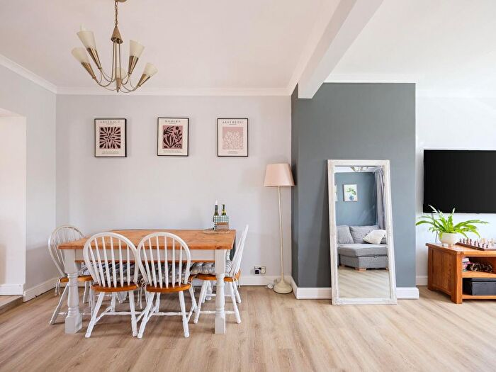 3 Bedroom Semi-Detached House For Sale In Filton Avenue, Filton, BS34