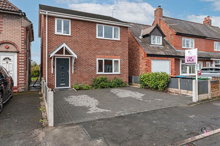3 Bedroom Detached House For Sale In Central Road, Rudheath, Northwich, CW9