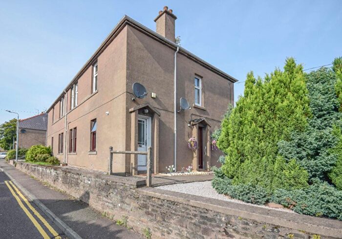 2 Bedroom Flat To Rent In Peffers Place, Forfar, Angus, DD8