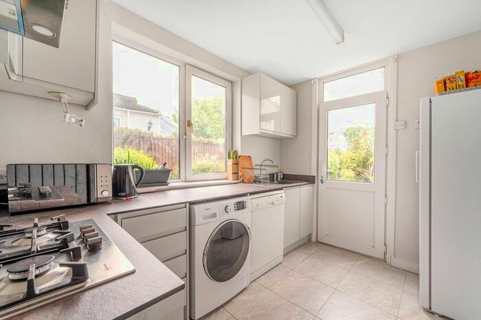 4 Bedroom Terraced House To Rent In Sandringham Road, Golders Green, London, NW11