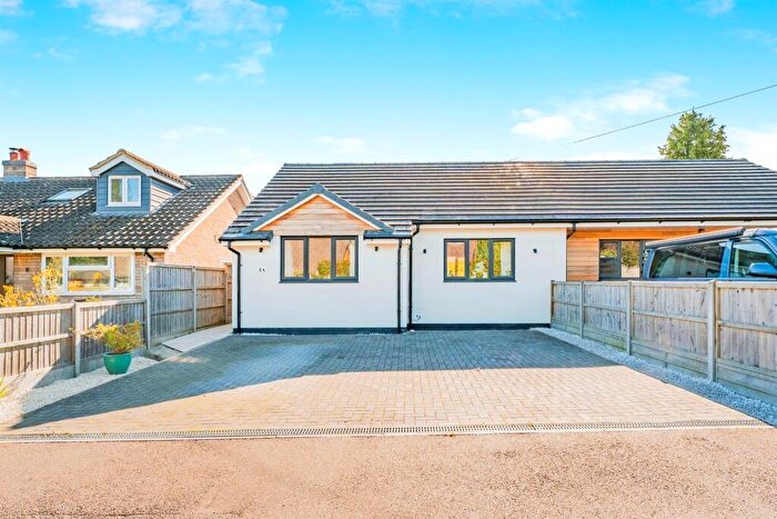 2 Bedroom Semi-Detached Bungalow For Sale In Loring Road, Sharnbrook, Bedford, MK44