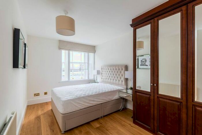 2 Bedroom Flat To Rent In Hugh Street, Pimlico, London, SW1V