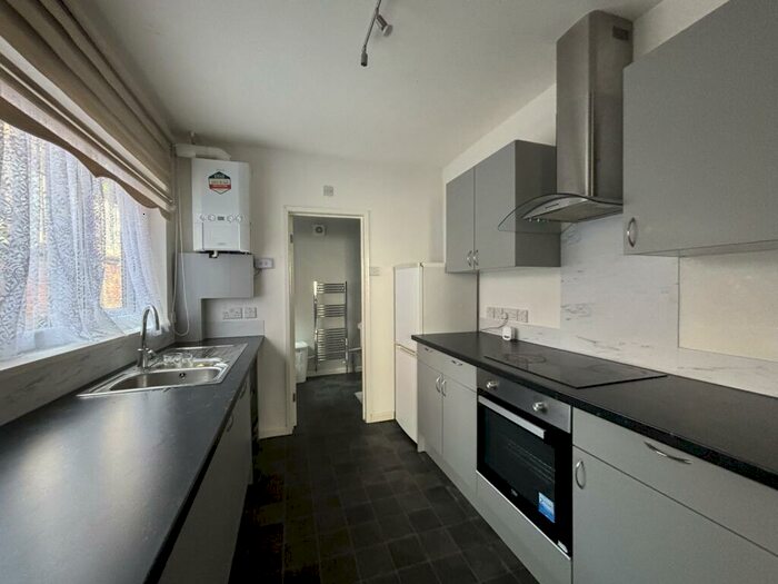 3 Bedroom Terraced House To Rent In St. Andrews Road, Northampton, NN1