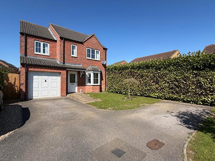 4 Bedroom Detached House For Sale In Heath Road, Navenby, LN5