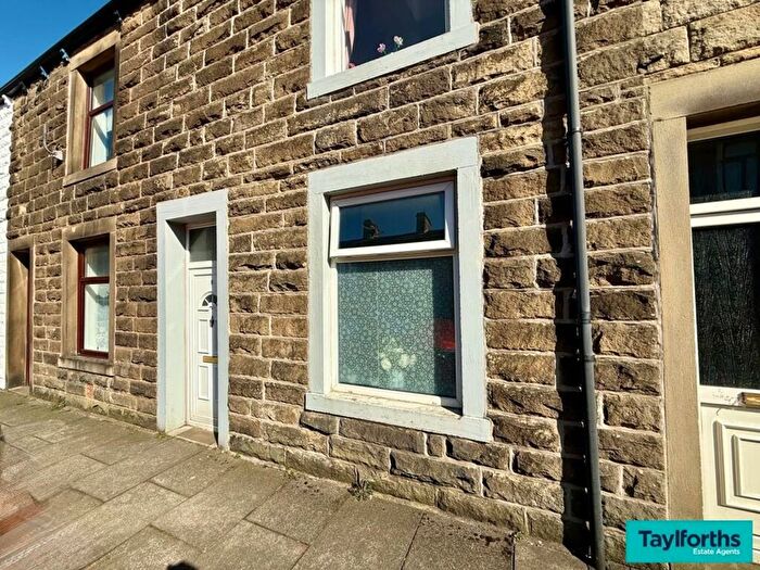 3 Bedroom Terraced House To Rent In Clifford Street, Barnoldswick, BB18