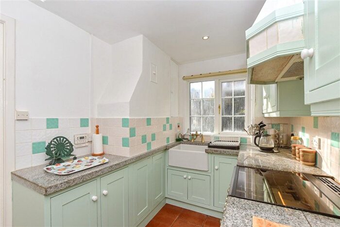 2 Bedroom Semi-detached House For Sale In Wilsley Pound, Sissinghurst, Kent, TN17
